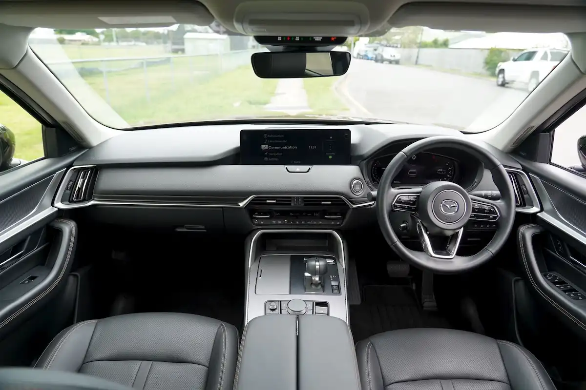 2025 mazda cx-80 g40e gt interior