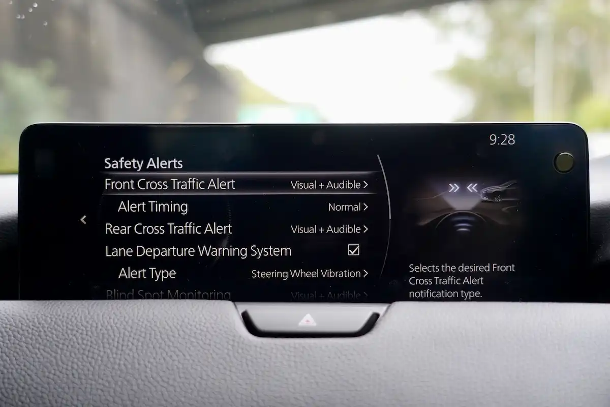2025 mazda cx-80 g40e gt safety alerts