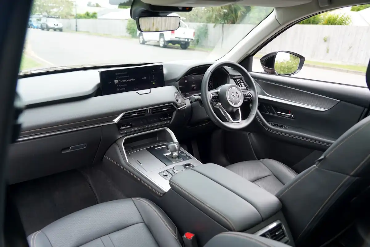 2025 mazda cx-80 g40e gt seats