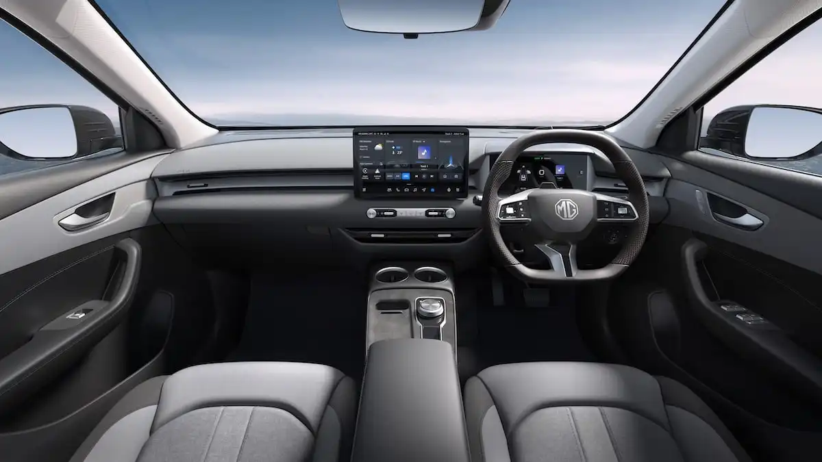 2025 mg s5 ev interior centre