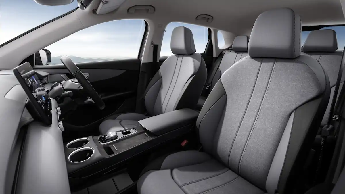 2025 mg s5 ev seats