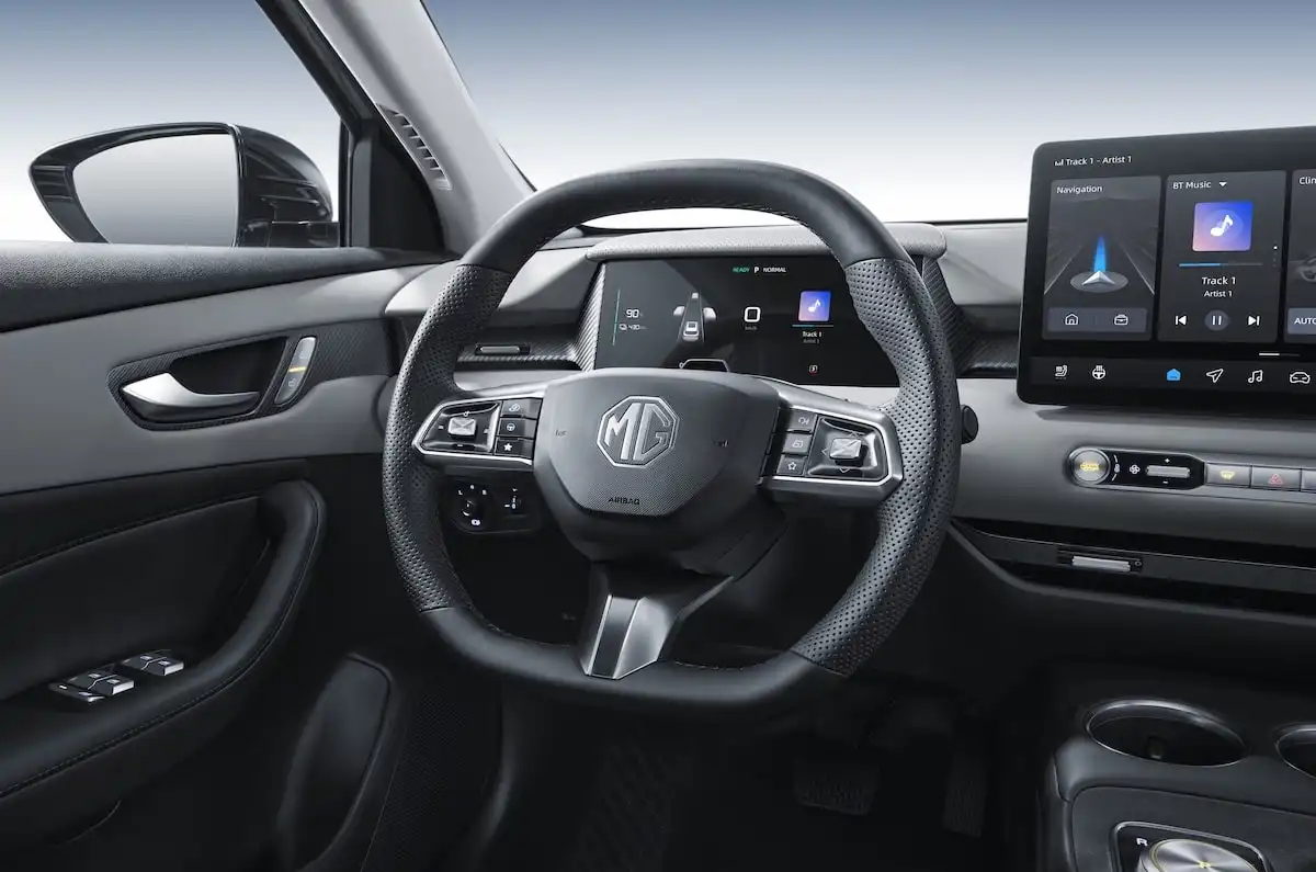 2025 mg s5 ev steering wheel