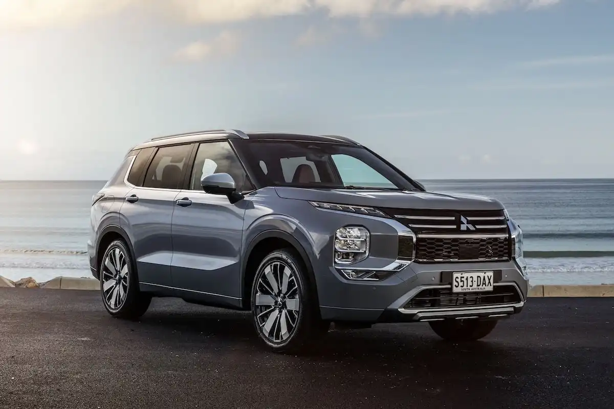 2025 mitsubishi outlander