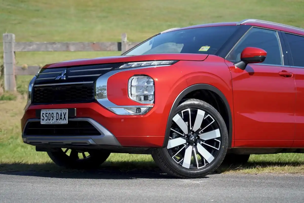 2025 mitsubishi outlander exceed review