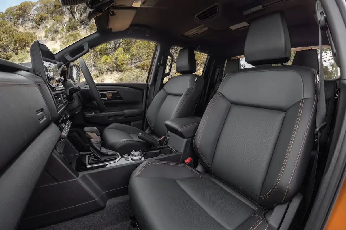 2025 mitsubishi triton seats