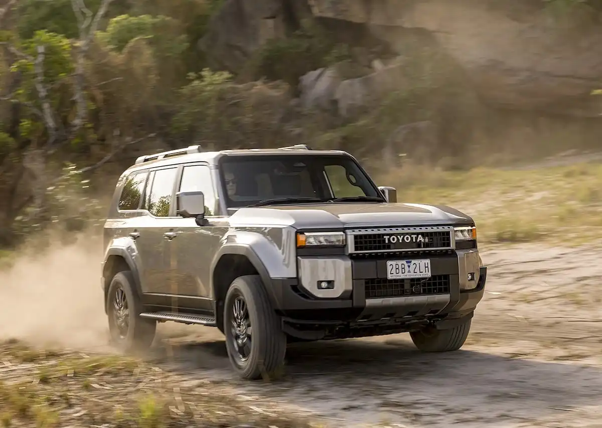 2025 most popular large suvs