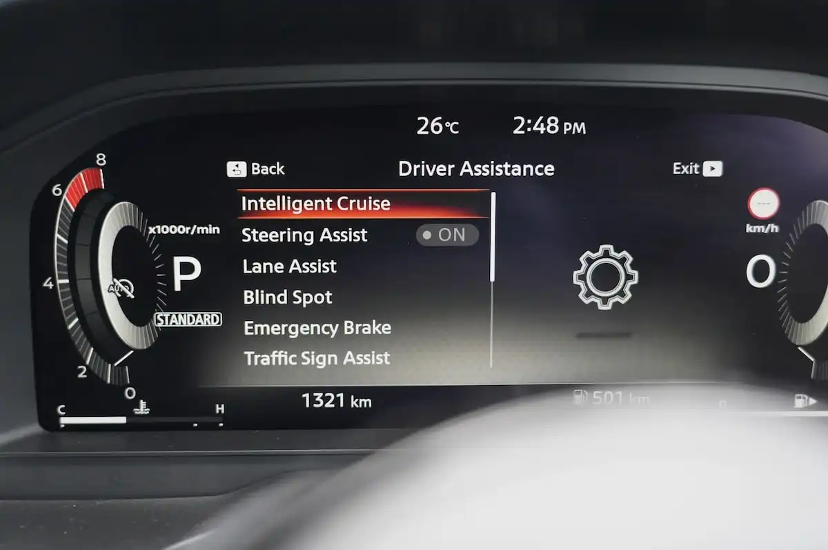 2025 nissan qashqai ti driver-assist