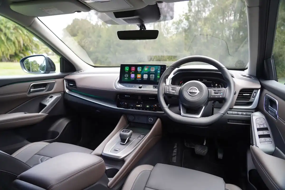 2025 nissan qashqai ti interior front