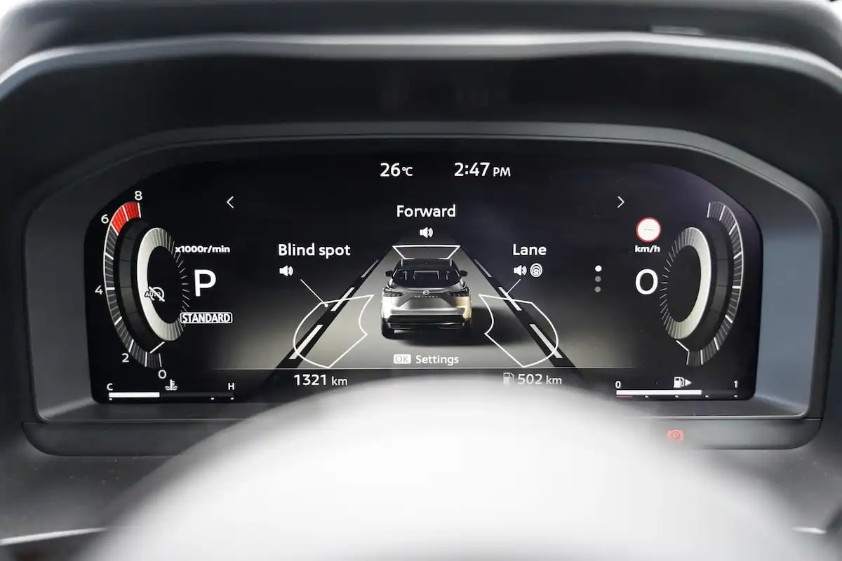 2025 nissan qashqai ti lane keep assist