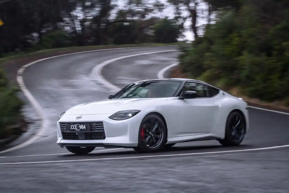 2025 nissan z manual