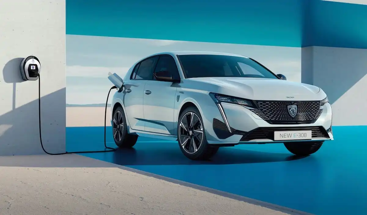 2025 peugeot e-308 charging