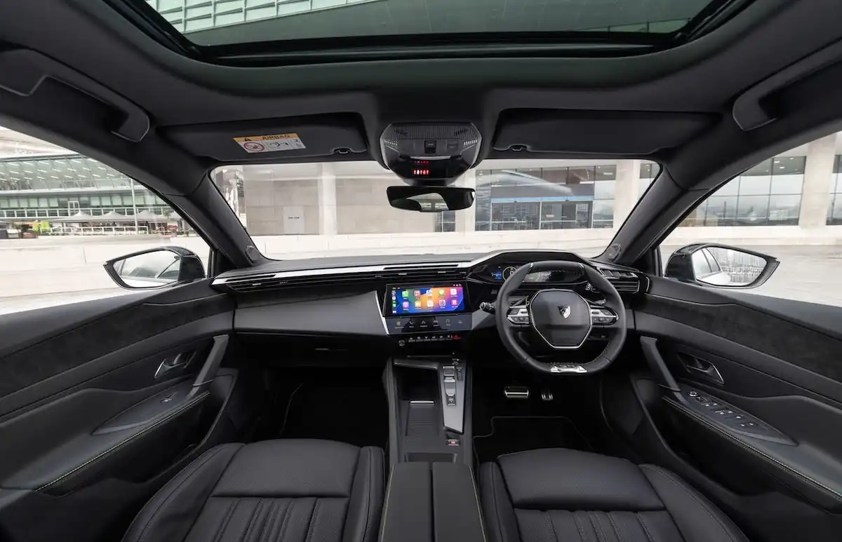 2025 peugeot e-308 seats