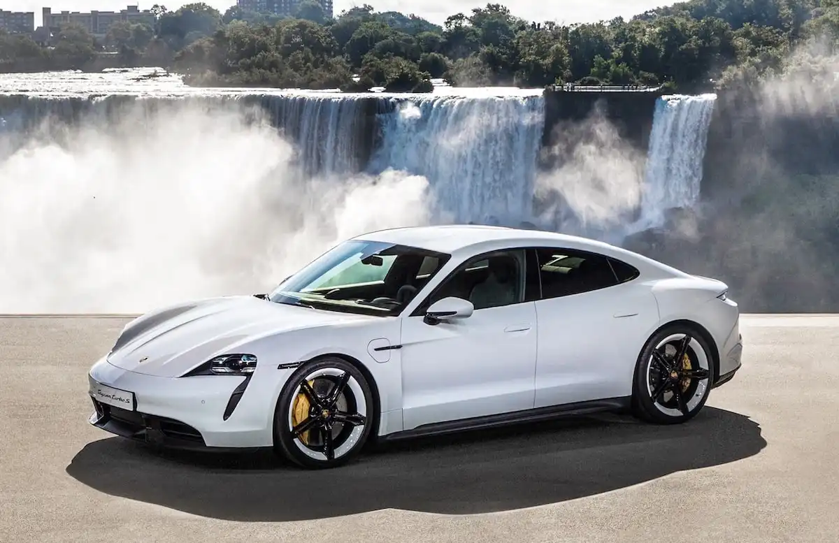 2025 porsche taycan ev sedan