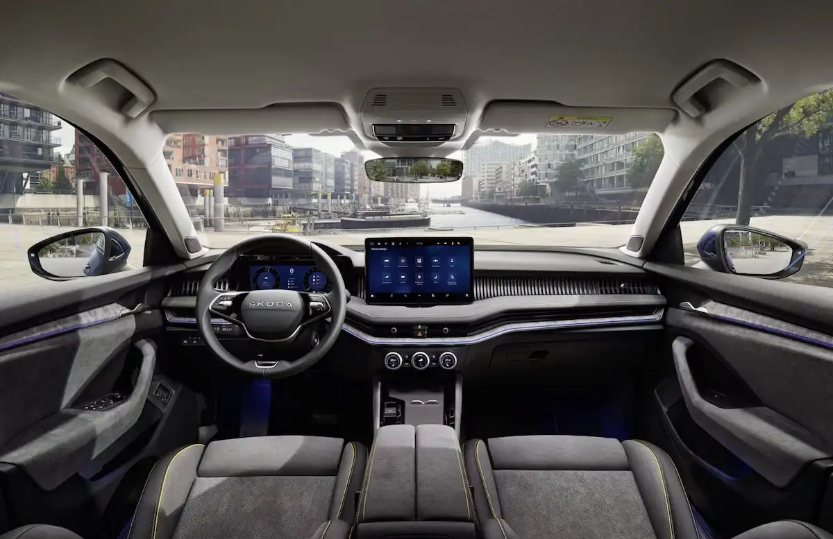 2025 skoda superb