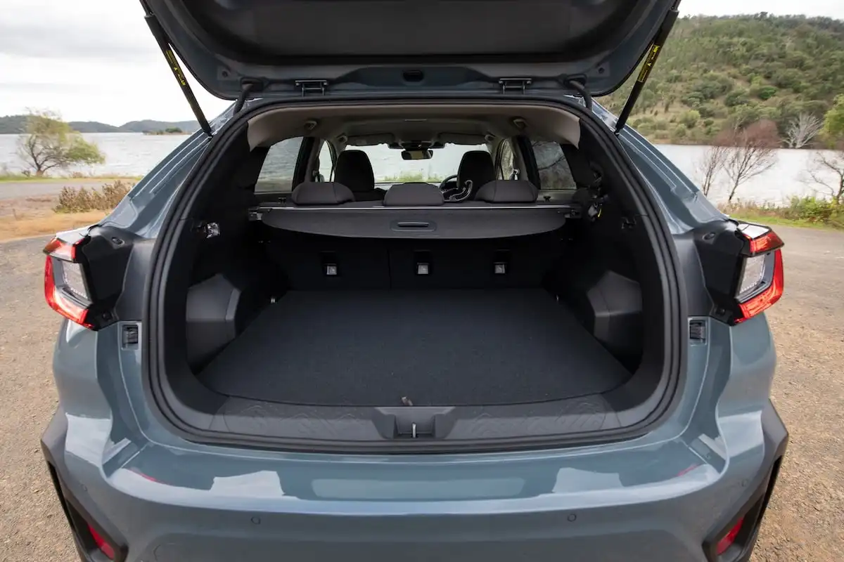 2025 subaru crosstrek boot