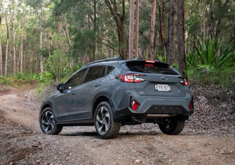 2025 subaru crosstrek rear