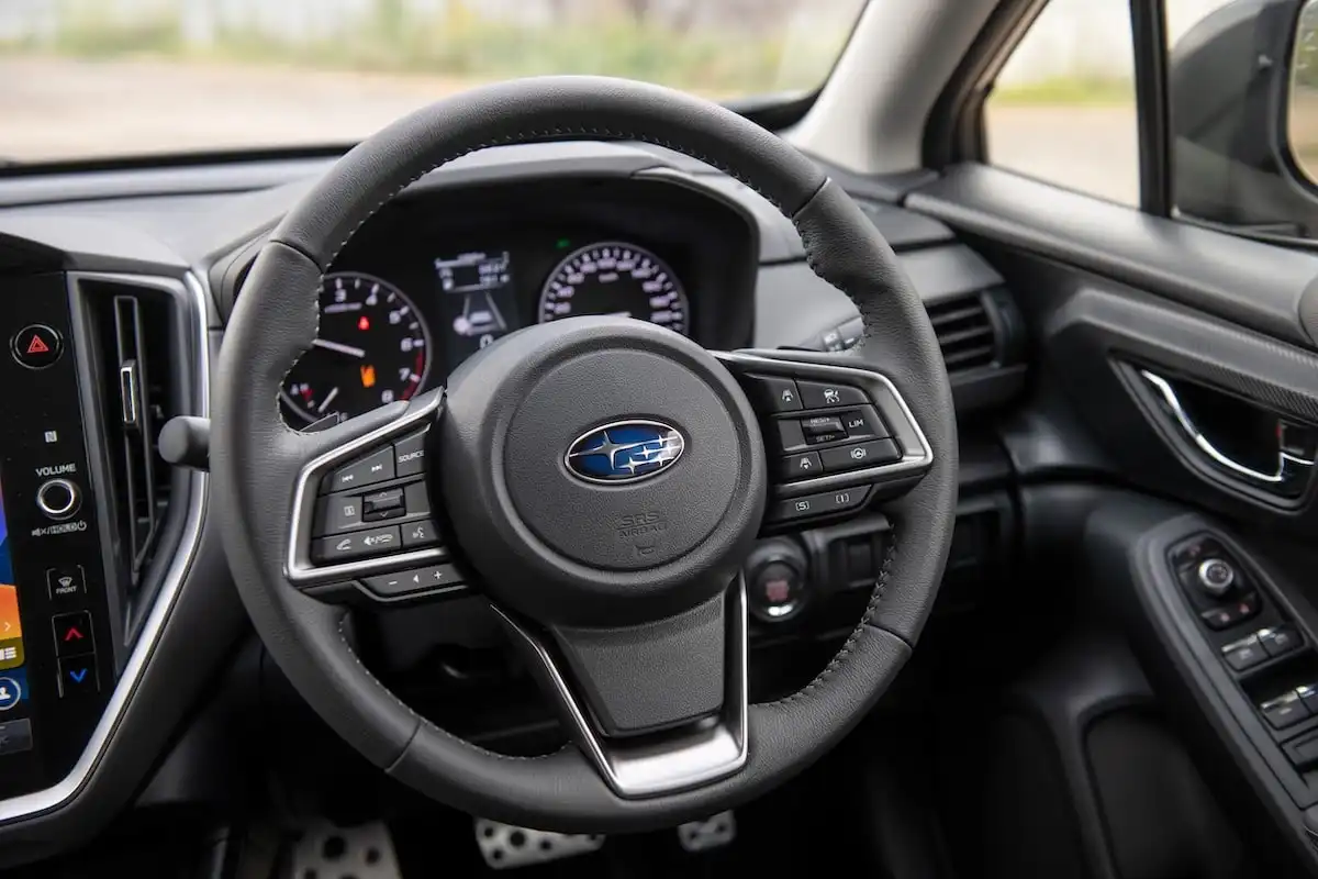 2025 subaru crosstrek steering wheel