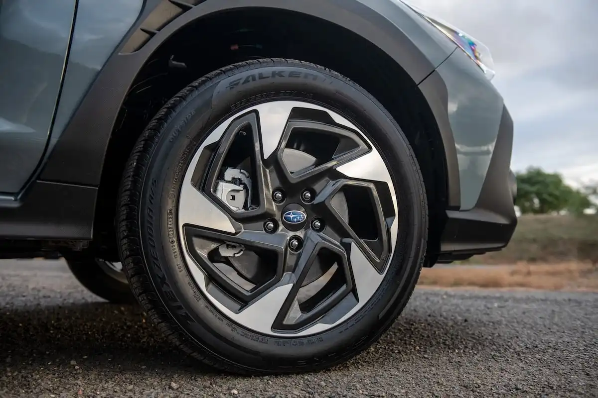 2025 subaru crosstrek wheel