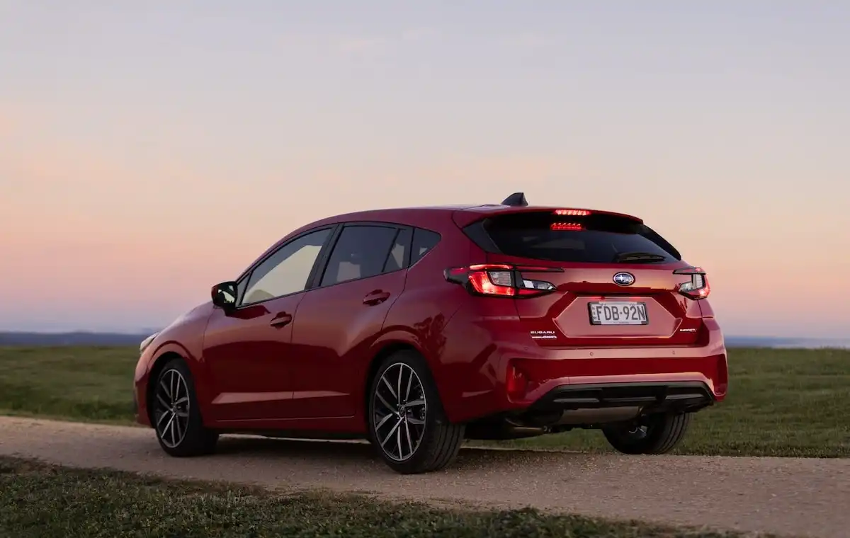 2025 subaru impreza p-plater