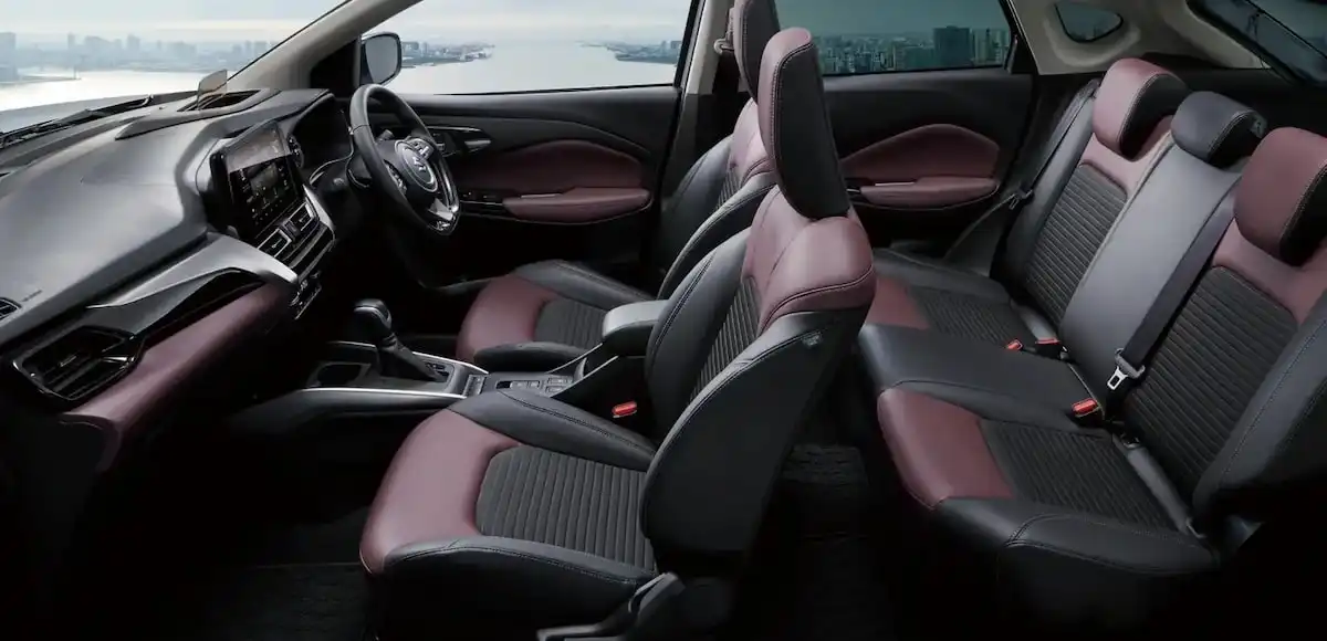 2025 suzuki fronx seats