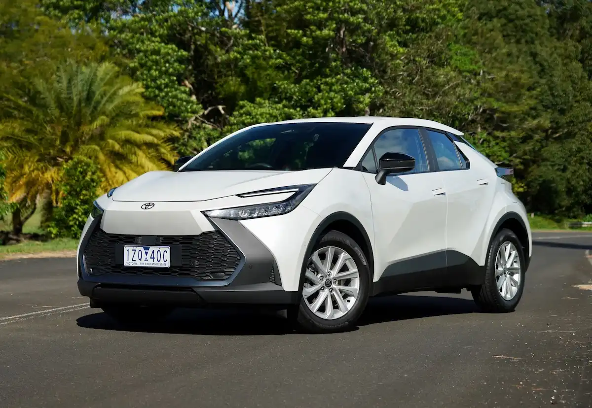 2025 toyota c-hr gxl australia