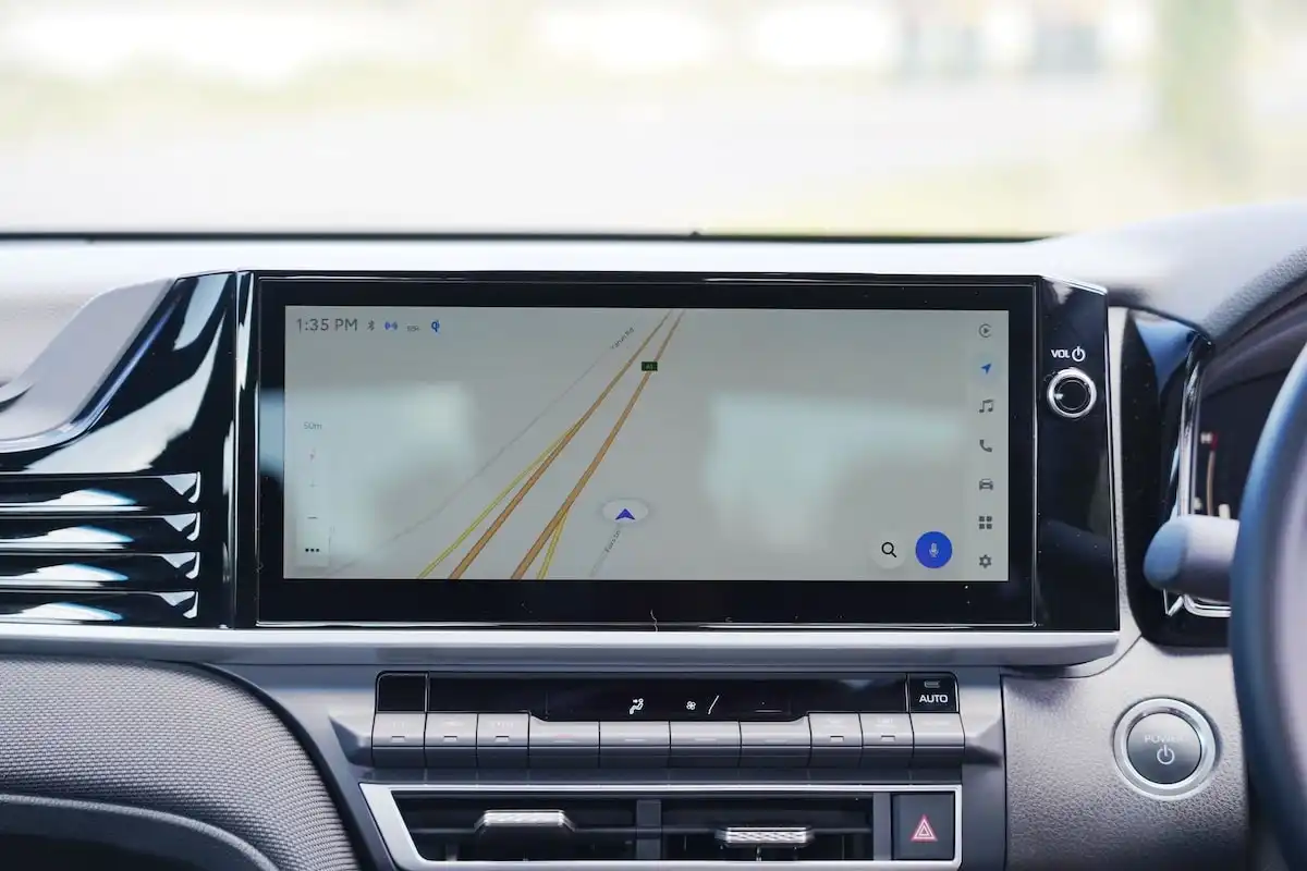 2025 toyota camry ascent sport connectivity