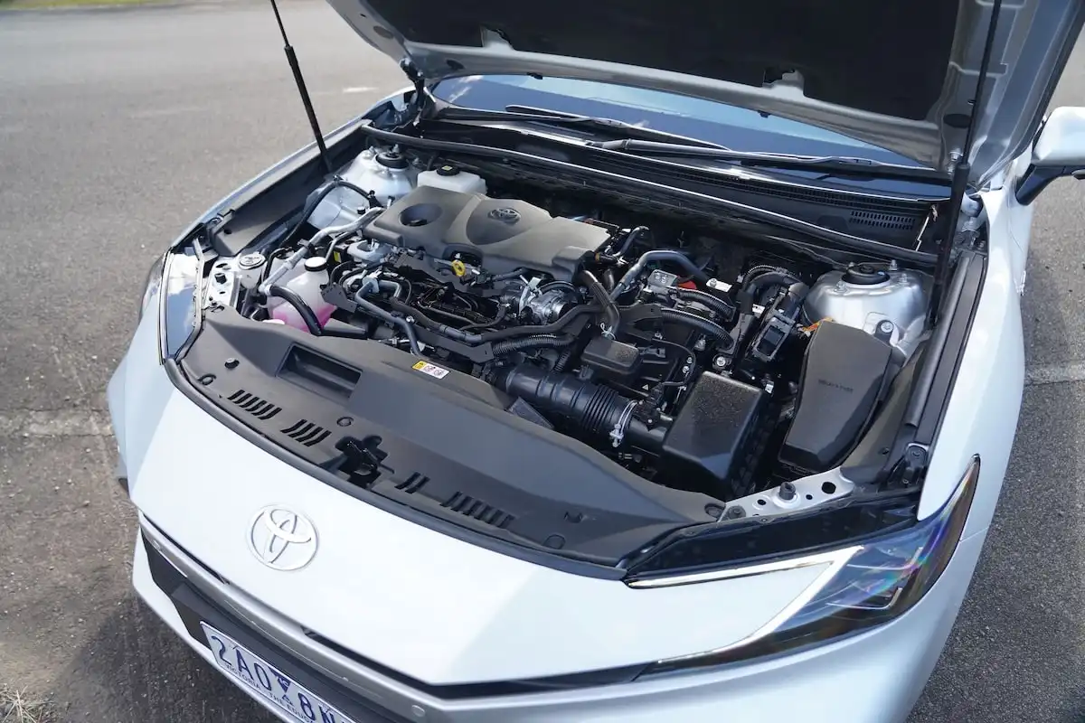 2025 toyota camry ascent sport engine