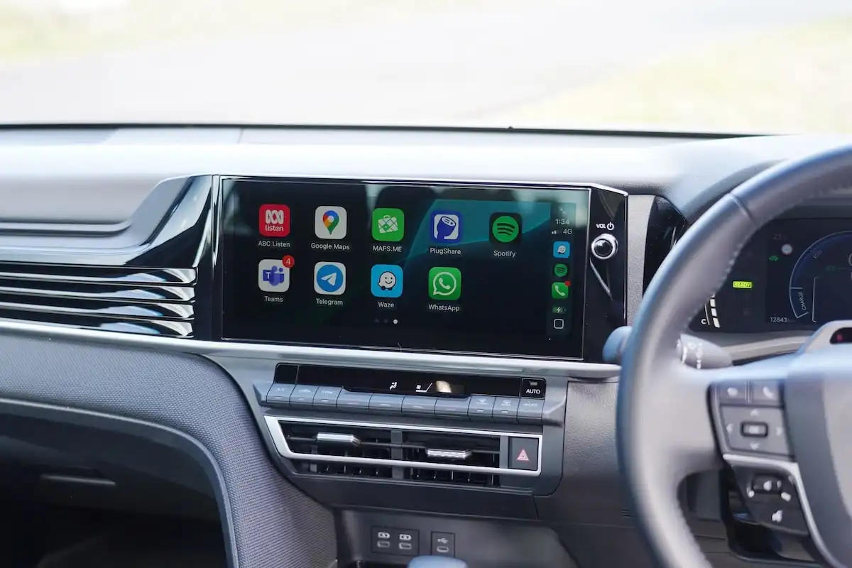 2025 toyota camry ascent sport infotainment system