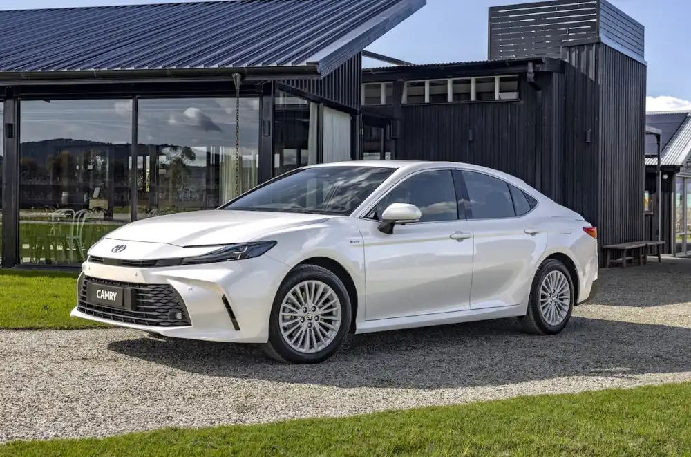 2025 toyota camry