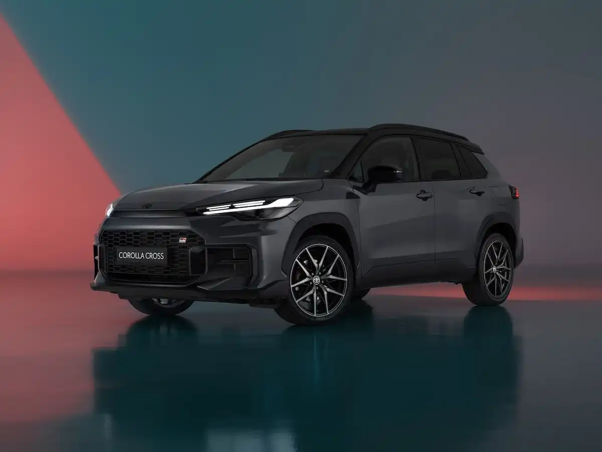 2025 toyota corolla cross for new driver