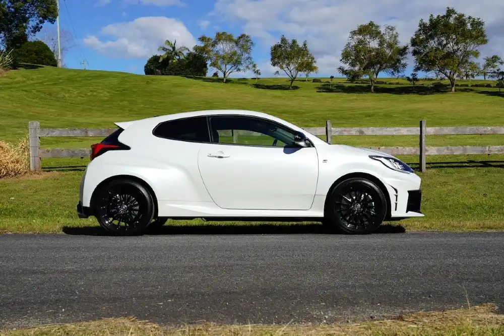 2025 toyota gr yaris gt manual doors