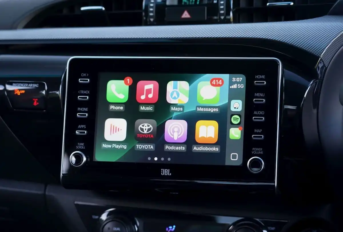 2025 toyota hilux gr sport infotainment system