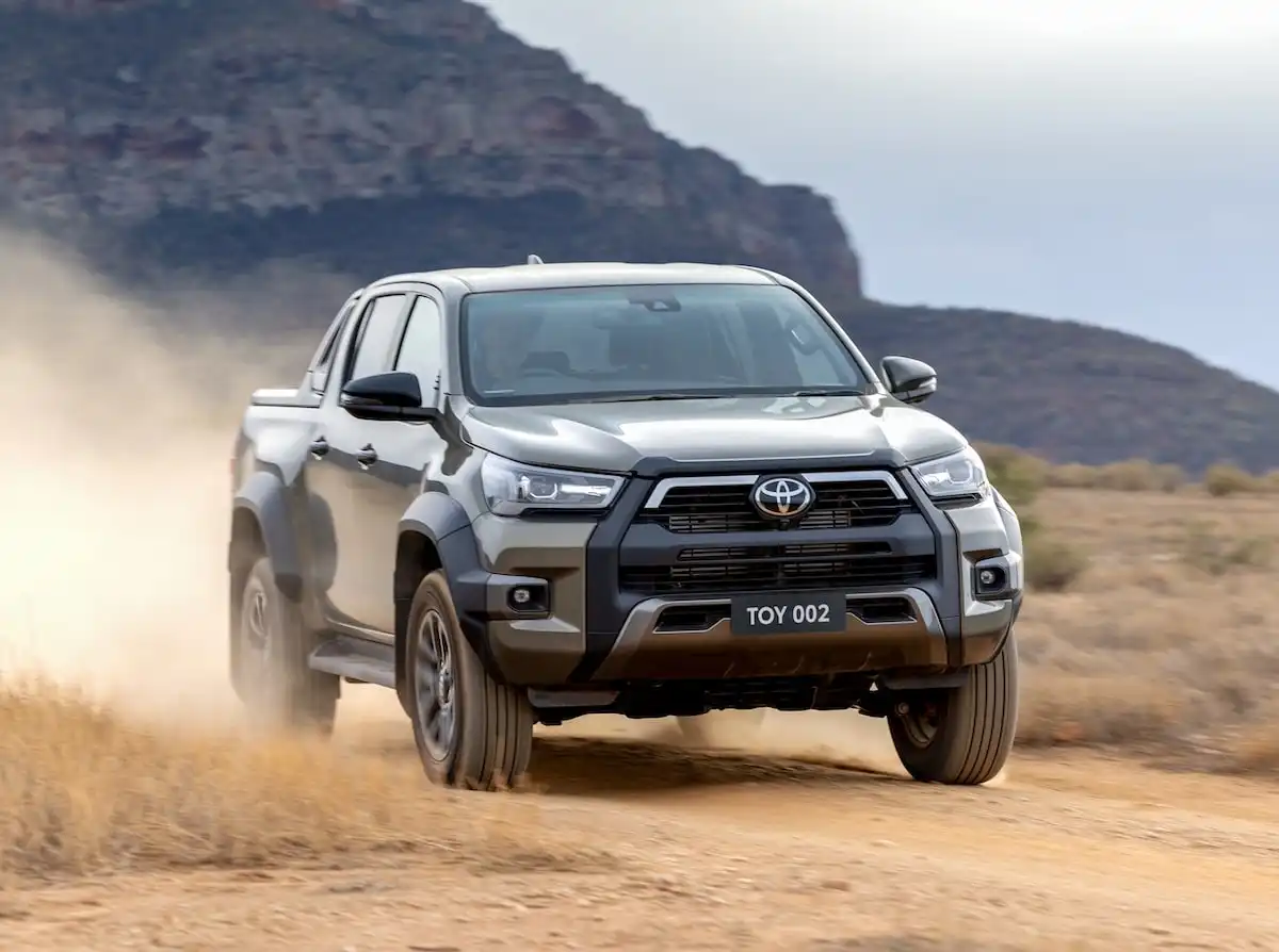 2025 toyota hilux warranty comparison