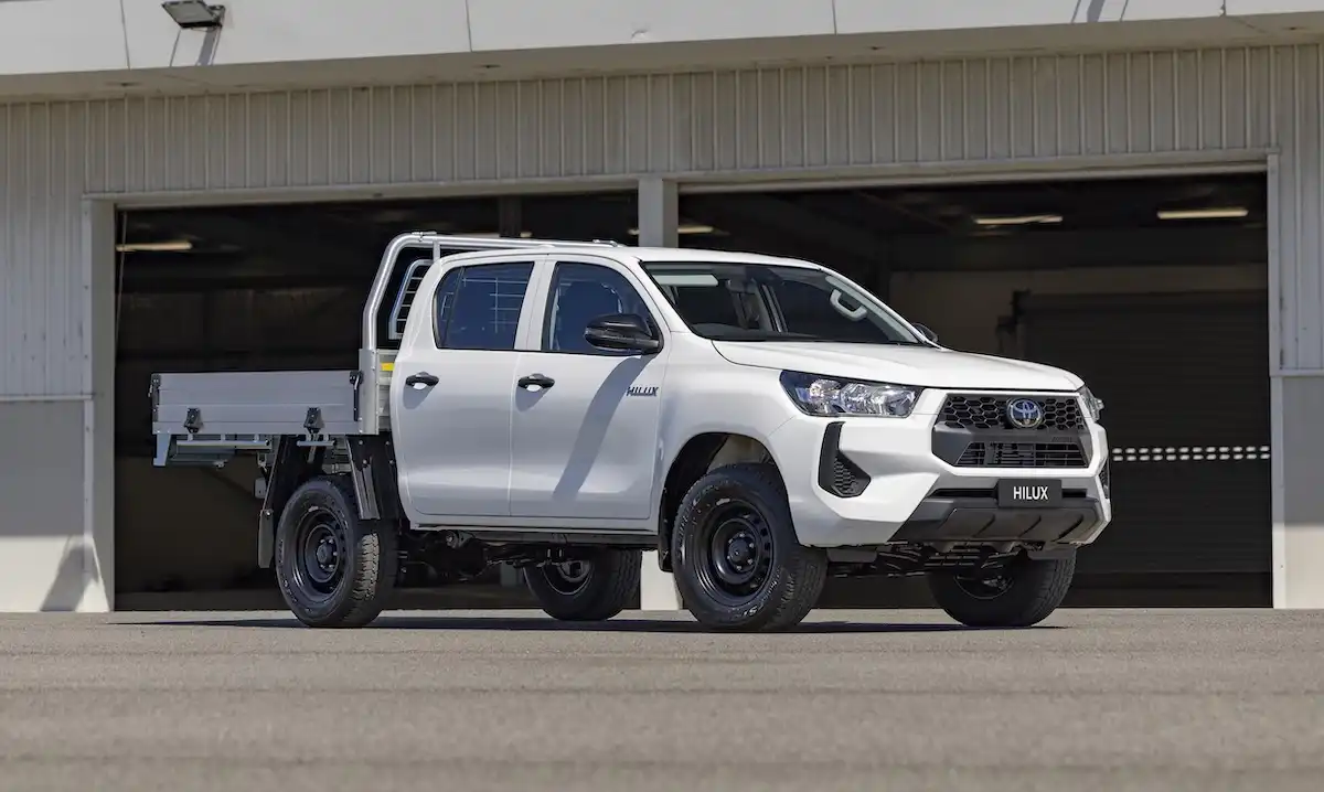 2025 toyota hilux workmate exterior