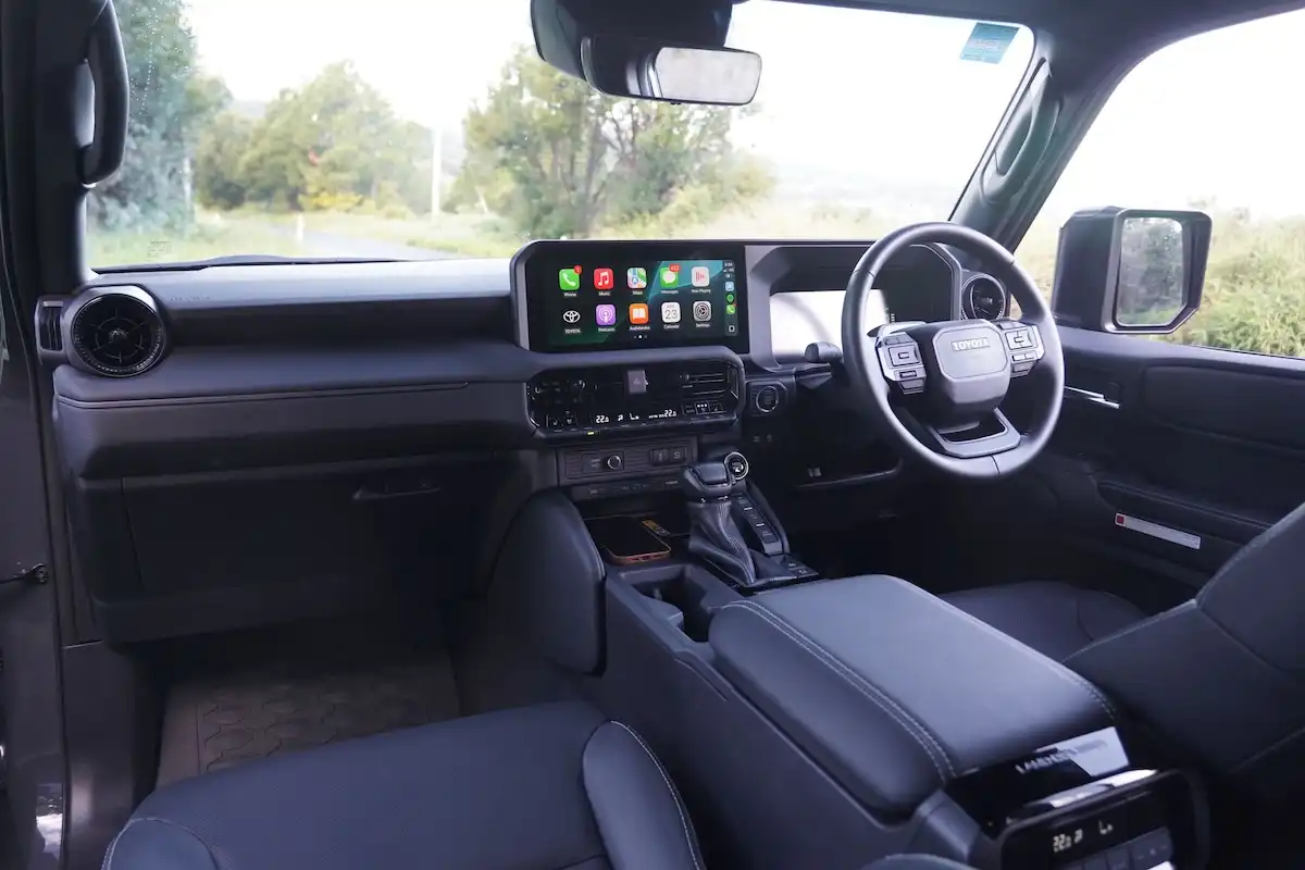 2025 toyota landcruiser prado gxl driver seat