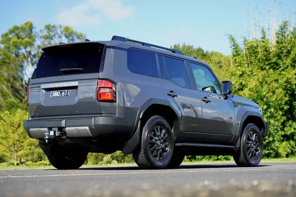 2025 toyota landcruiser prado gxl rear