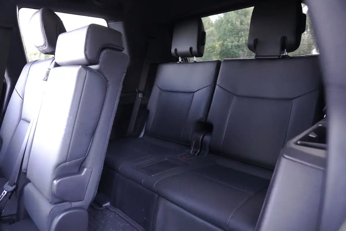 2025 toyota landcruiser prado gxl third row seats