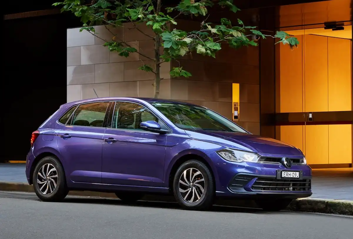 2025 volkswagen polo life hatch