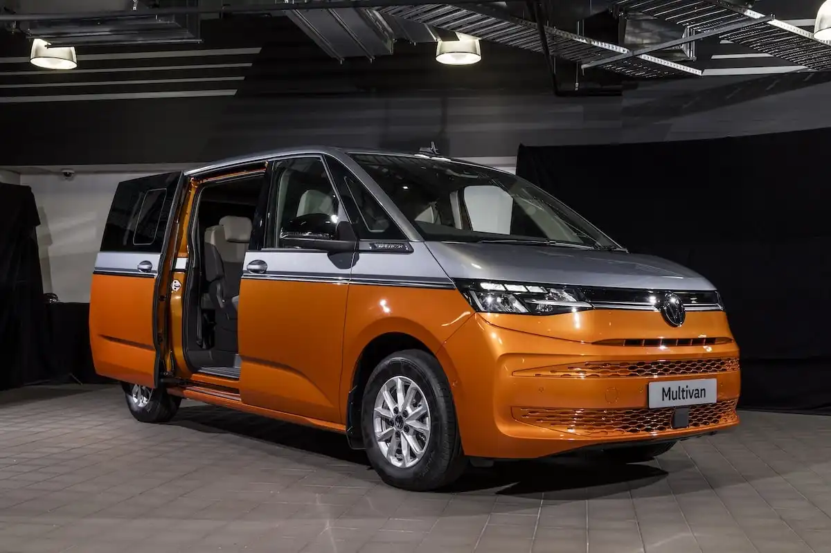 2025 volkswagen t7 multivan cheapest people mover