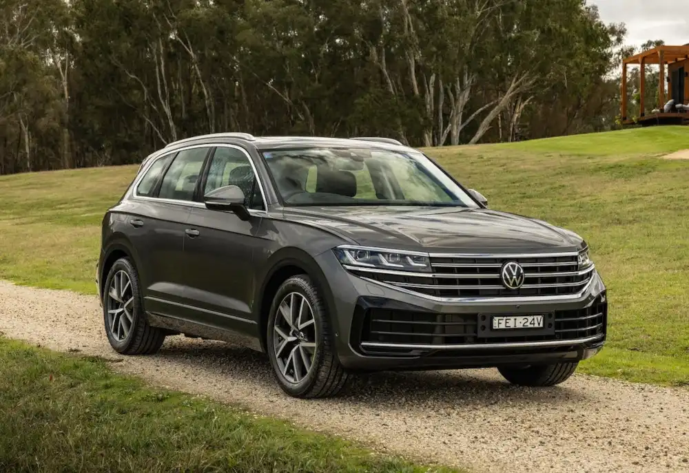 2025 volkswagen touareg 210tdi r-line