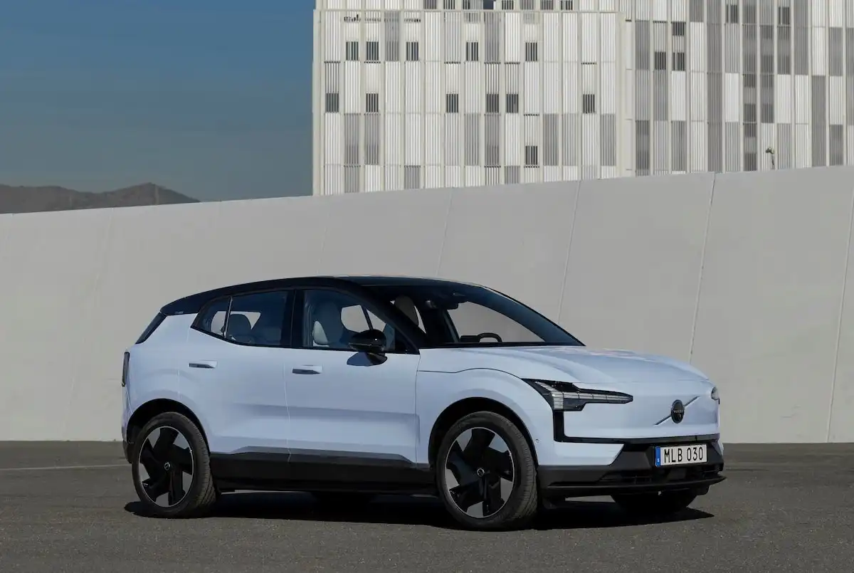 2025 volvo ex30