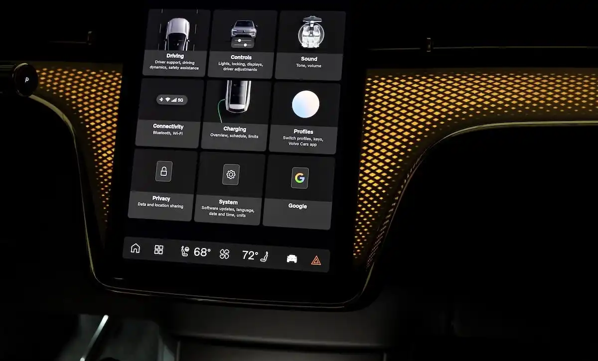 2025 volvo ex90 connectivity