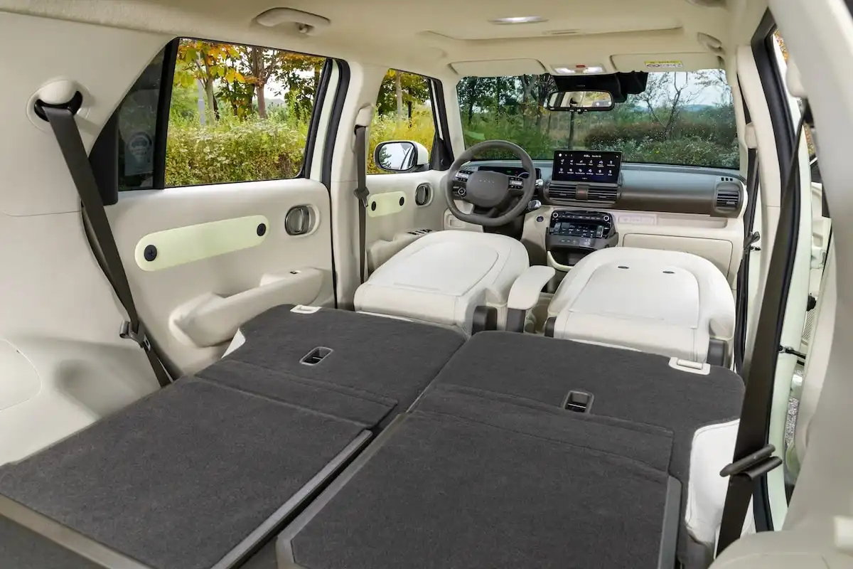2026 hyundai inster boot open