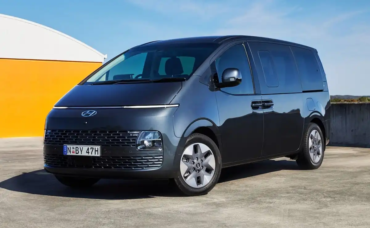 2026 hyundai staria australia