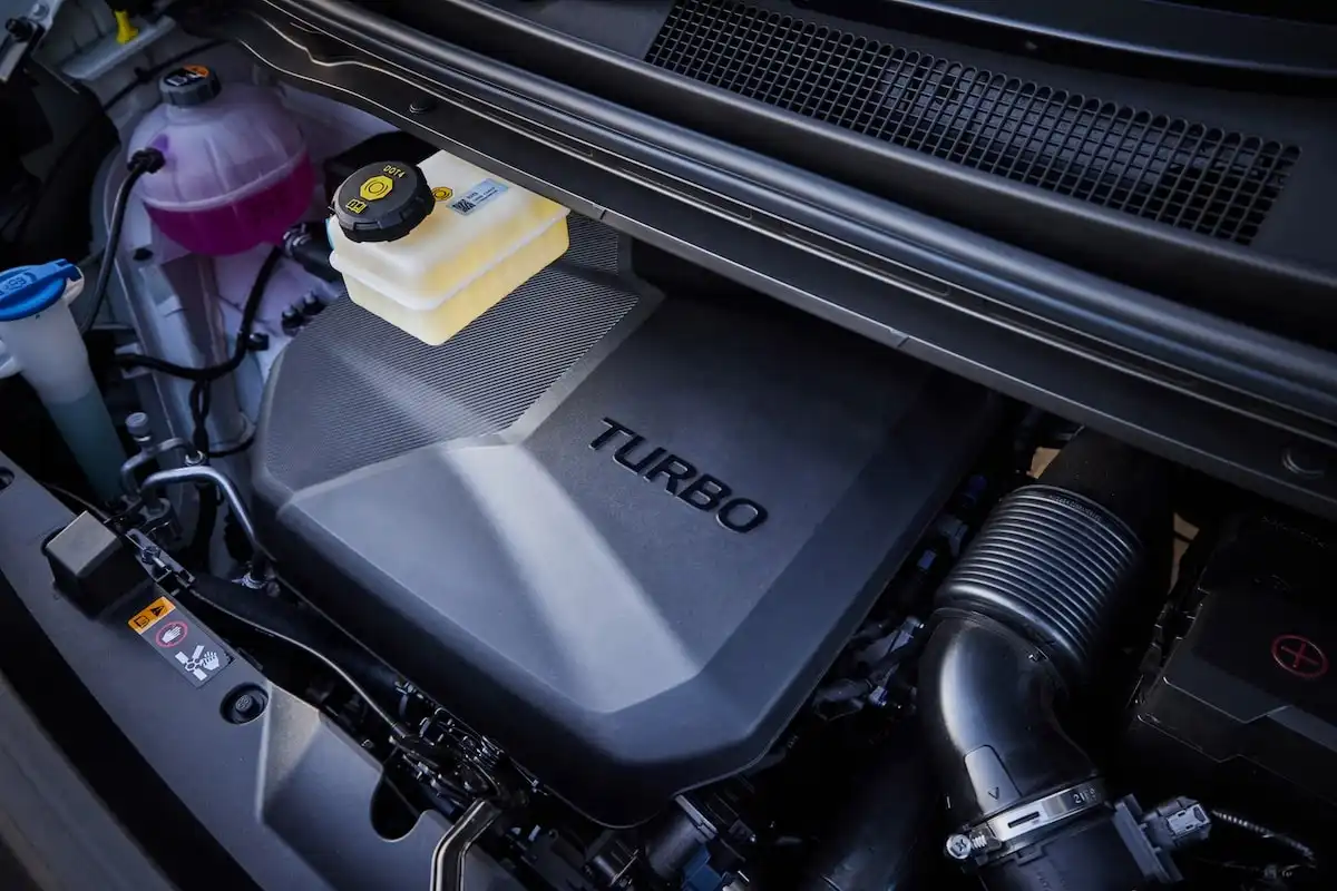 2026 hyundai staria engine