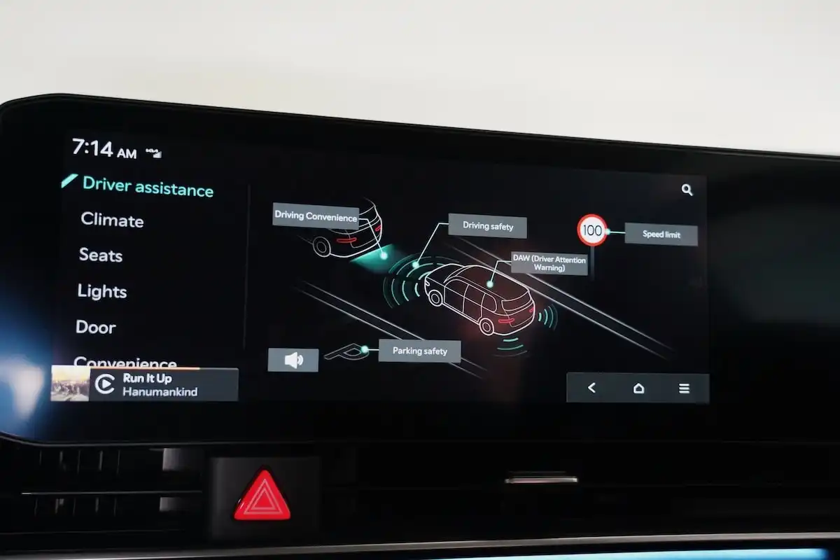 2026 kia carnival gt-line diesel driver assistance
