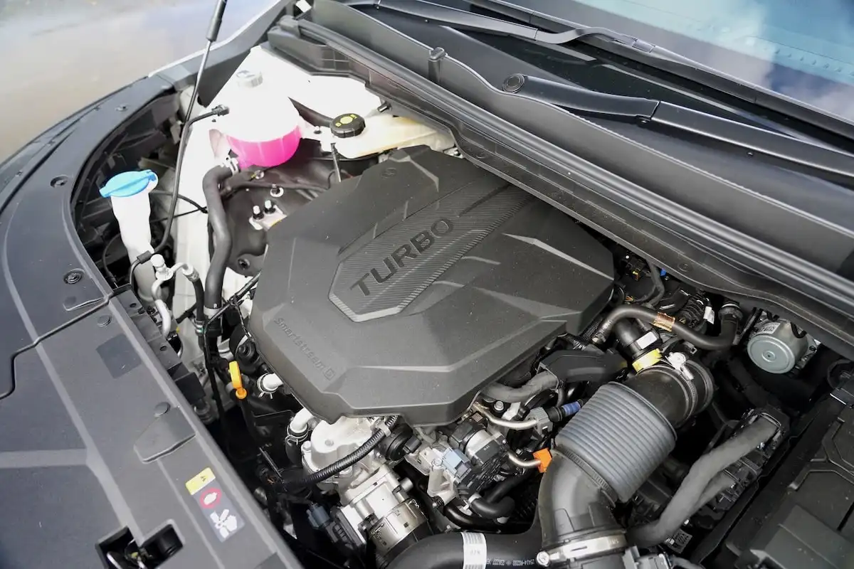 2026 kia carnival gt-line diesel engine