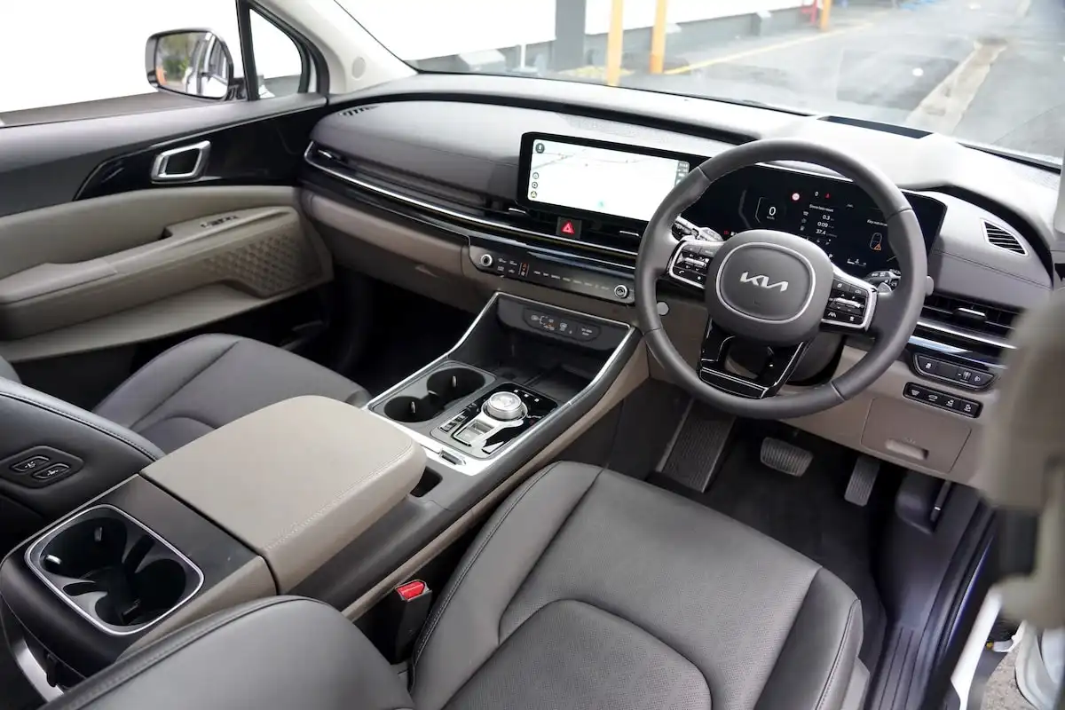 2026 kia carnival gt-line diesel interior
