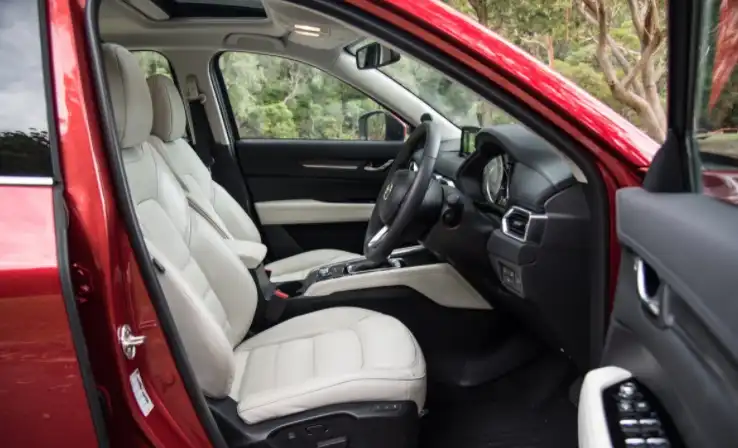 Mazda CX-5 GT interior