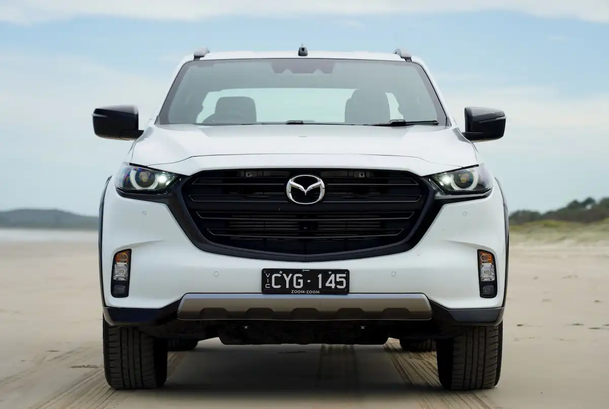 my24 mazda bt-50 sp 4x4 grille